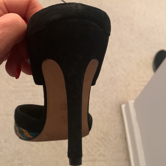 Via Spiga used once the front is different color pretty - Picture 11 of 11